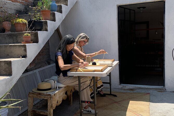 Learn how to weave with natural fibers in San Miguel de Allende - What the 2 hours 30 minutes feels like in real time