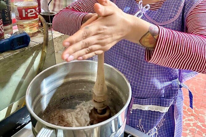 Learn to Cook Mexican Bread - The high-cacao hot chocolate pairing (and how to enjoy it)