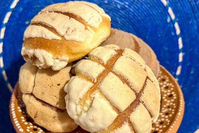 Learn to Cook Mexican Bread - What actually happens in the 3-hour cooking session