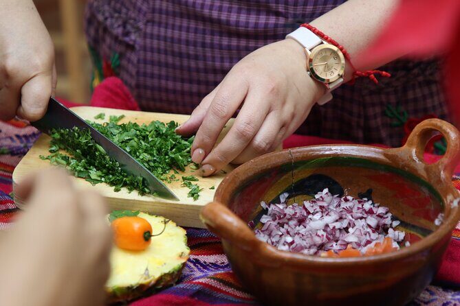 Learn to Cook Mexican Salsas - Who should book the salsa class (and who might not)