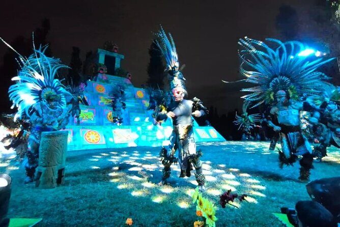Legendary Day of the Dead Night Show in Xochimilco - When schedules get chaotic: how to protect your evening