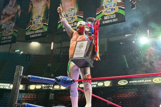Live Wrestling from the Best Area of the Arena Mexico - Group size (max 20): why it matters for the night