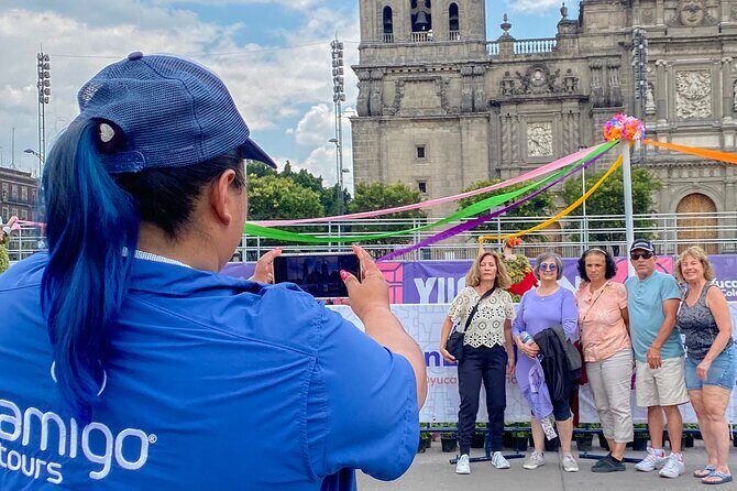 Local Markets & Food Tour in Mexico City - Centro Histórico Landmarks: Zócalo to Palacio de Bellas Artes