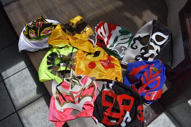 Lucha libre en Puebla (private tour) - Hotel pickup and the 7:00 pm plan in Puebla