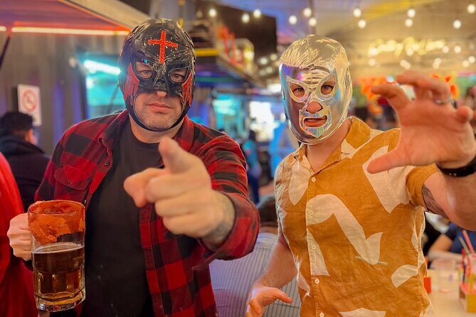Lucha Libre & Michelada Workshop - Walking to Arena México: Timing and Meeting Up Without Stress
