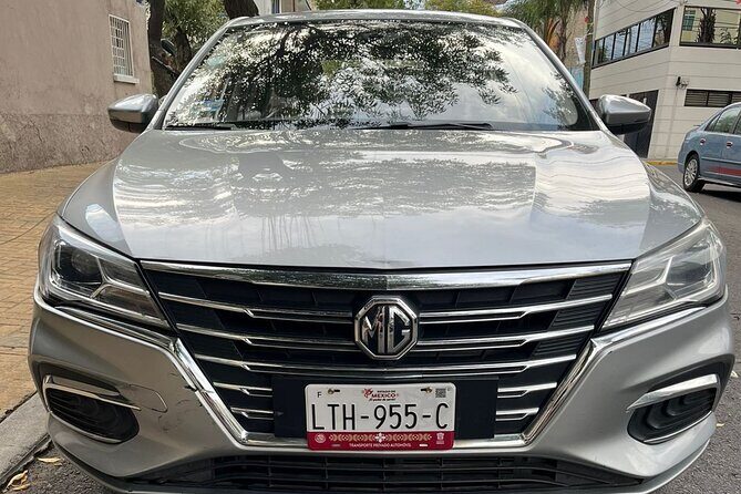 Luxury Private Transportation Service in Mexico City - Meeting Your Butler at Juárez International Airport (Terminals 1 or 2)