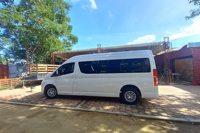 Luxury Transportation to and from Xoxocotlan Airport to Hotels - What you actually get in the car for the 30-minute ride