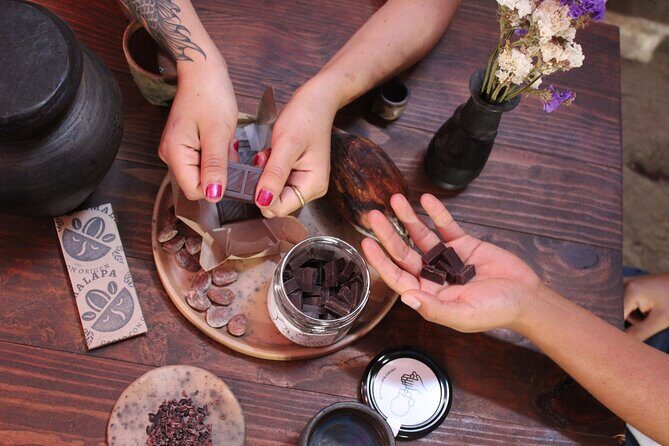 Make Your Own Chocolate with Oaxacan Tradition Private Class - Cocoa intro: tasting what makes Oaxaca cacao different