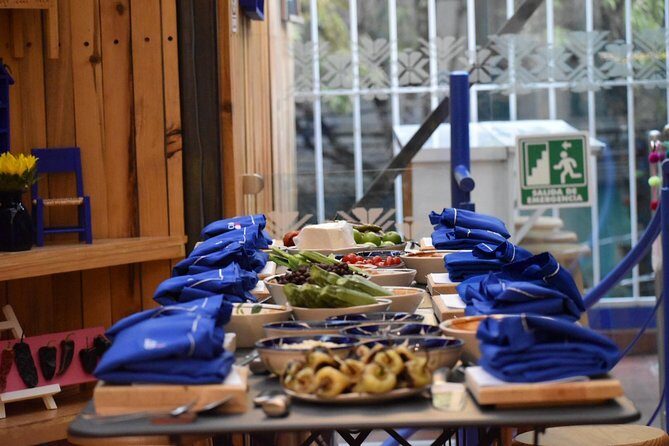 Mastering Mexican Salsas Cooking Class and Market Tour - The 10 salsas you’ll cook and taste (and why each one teaches you something)