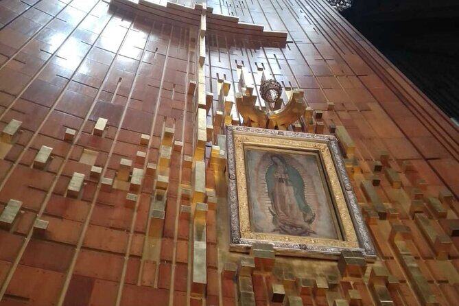 Meet the iconic Basilica of Guadalupe in Mexico City - Key things you’ll notice on this Guadalupe walk