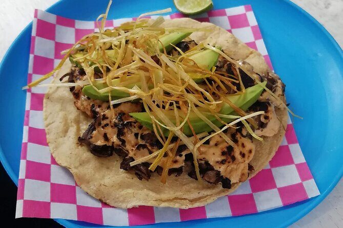Mexican Food Gastronomic Tour - Mexico City - How the guide makes the food feel understandable (and how they handle dietary needs)