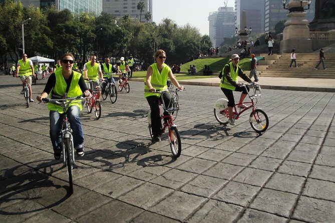 Mexico bike tour - Street Riding in Mexico City: Traffic Skills You Can Actually Use