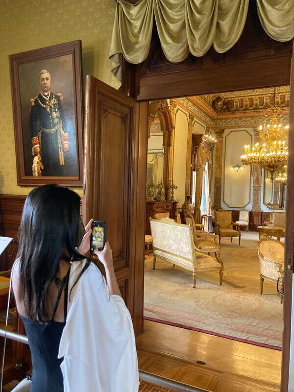 Mexico City: Art, History & gossip about Chapultepec Castle - Who this tour is best for