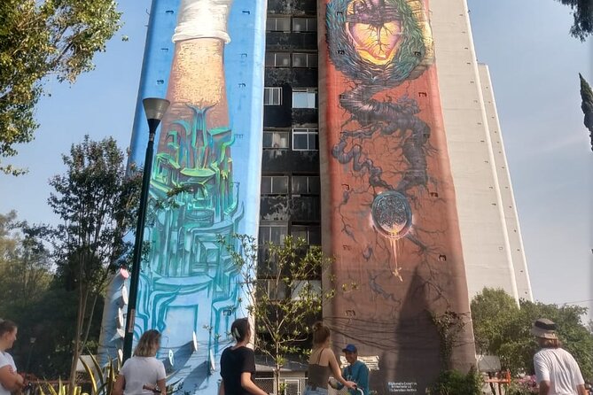 Mexico City: Art Naco, murals & street art bike tour - North Route: Buenavista, Guerrero, and Tlatelolco Murals and Squares