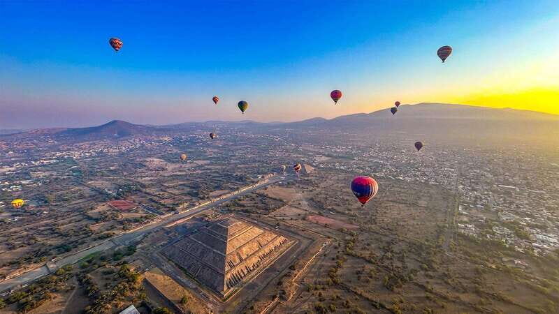 Mexico City: Balloon Flight, Teotihuacan & Guadalupe Shrine - Balloon over Teotihuacan: the part you’ll talk about for years