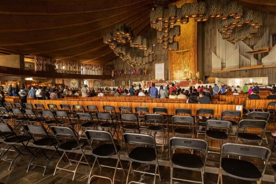 Mexico City: Basilica of Our Lady of Guadalupe Private Tour - Old Basilica: baroque roots and the feel of a pilgrimage