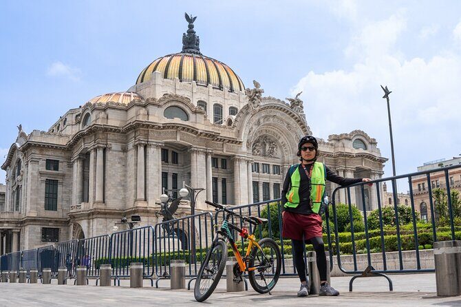 Mexico City Bike Rental - Angel of Independence Area - Pickup at Río Tigris 42: fast start, practical help