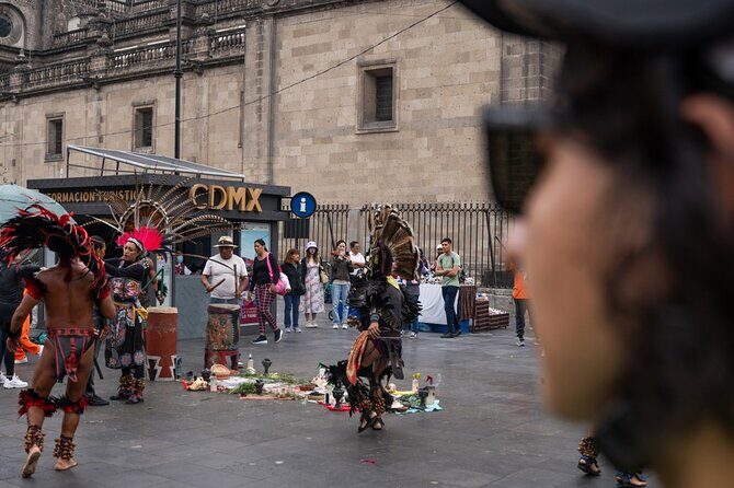 Mexico City Bike Rental - Angel of Independence Area - Getting to El Zócalo without feeling lost