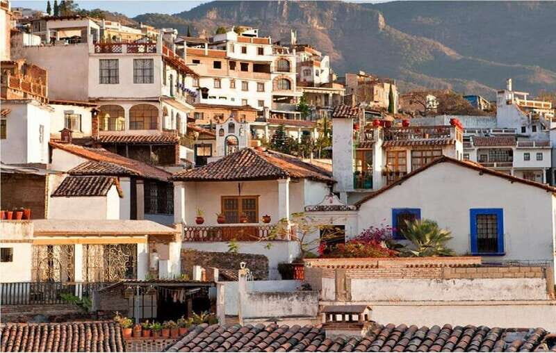 Mexico City: Cacahuamilpa Caves and Taxco Small-Group Tour - Pace and logistics: what 11 hours feels like