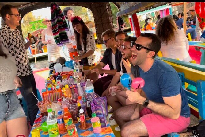 Mexico City Canals by Boat with Live Commentary with Meal Drinks - How long it is (2.5 hours) and what that timing gets you