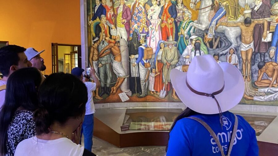 Mexico City: Chapultepec Castle and Anthropology Museum Tour - Chapultepec Castle: Maximilian I’s home on top of older sacred meaning