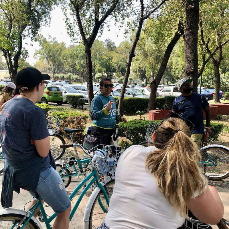 Mexico City: Chapultepec & Reforma Historic Bike Experience - Food Breaks and Snacks: How the Tasting Fits the Rhythm