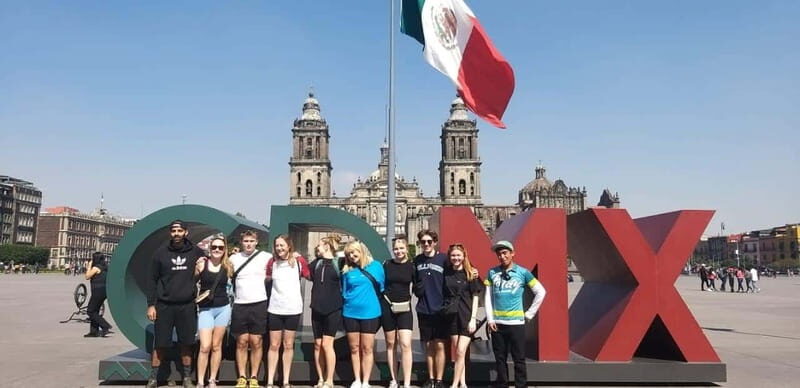 Mexico City: Chapultepec & Reforma Historic Bike Experience - Sunday vs. Weekday: When the Route Becomes a Family Celebration