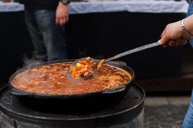 Mexico City Confidential Food Tour - The 4-hour Roma Norte formula: landmarks plus real eating and drinking