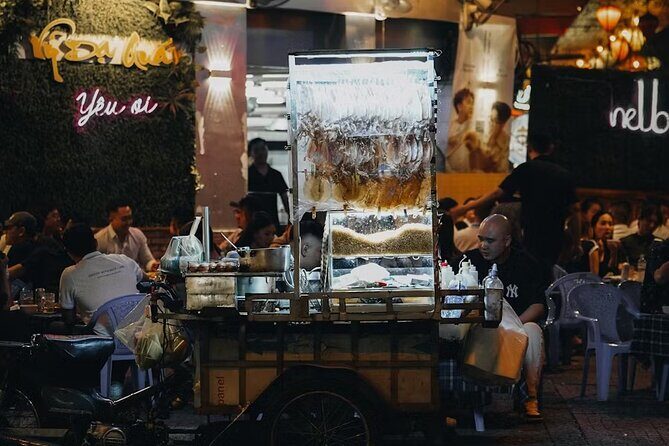 Mexico City Confidential Food Tour - What makes the tour feel confidential: Chef Karl Wilder and the Milou factor