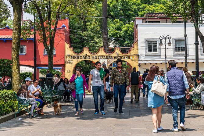 Mexico City: Coyoacan Tacos Tour & Optional Frida Kahlo Museum - Tacos al pastor and torta de milanesa: the street-food payoff