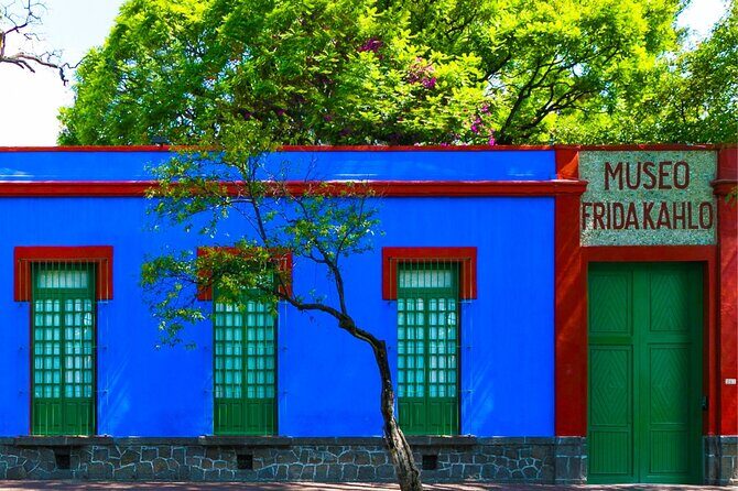 Mexico City: Coyoacan Tacos Tour & Optional Frida Kahlo Museum - Fuente de los Coyotes: dessert near a landmark