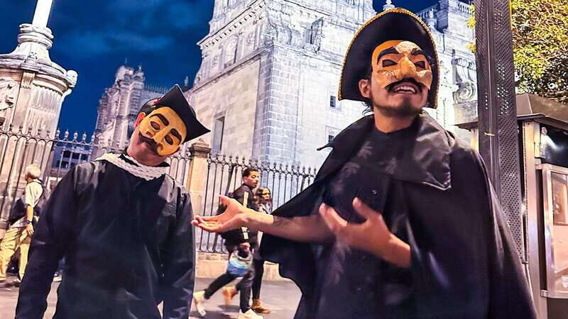 Mexico City: Day of the Dead, Legends & Ghosts Mystery Tour - Zócalo time: legends in Mexico City’s main square