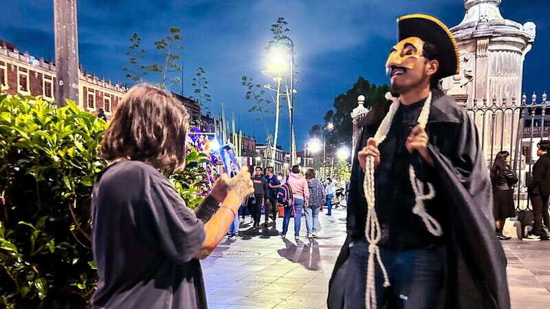 Mexico City: Day of the Dead, Legends & Ghosts Mystery Tour - Templo y Convento de la Concepción (1530): the past you can stand in