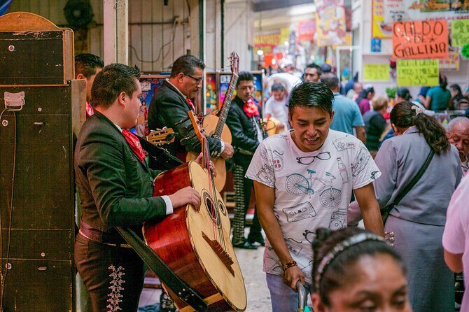 Mexico City deep tour through La Merced and iconic markets - Abelardo L. Rodriguez murals: art that’s tied to the streets