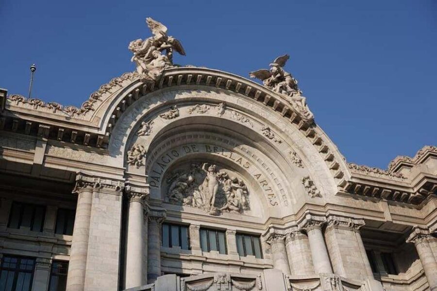 Mexico City: Exclusive Tour of Palacio de Bellas Artes - Centro Histórico Context: Why This Tour Feels Complete