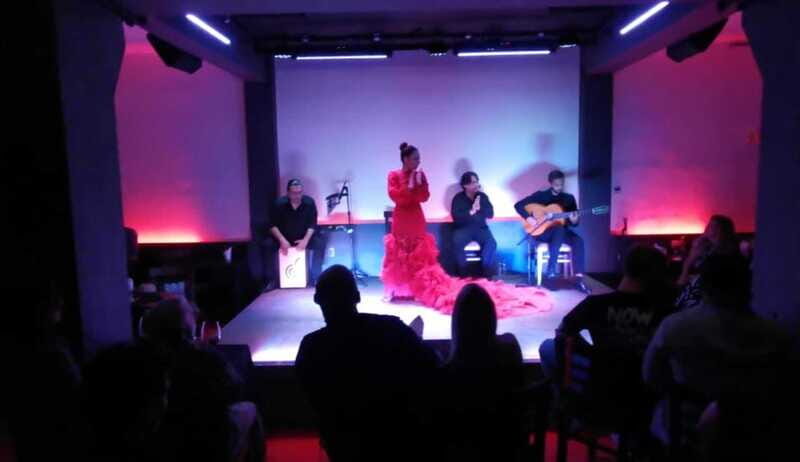 Mexico City: Flamenco Tablao Live Show & dinner - Tickets, seating, and the no-stress pre-show moment