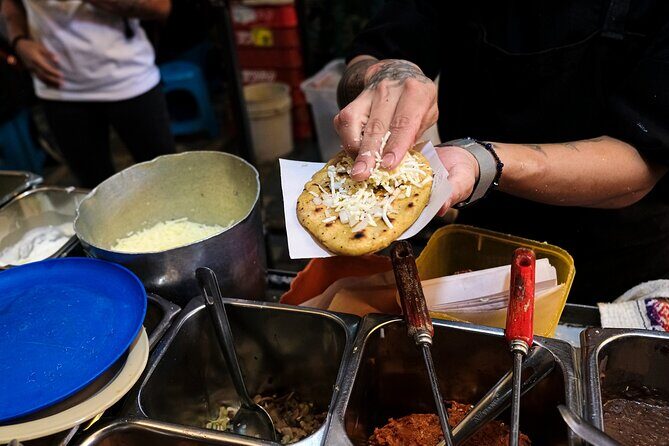 Mexico City Food Tour in the Historic Center: Heritage on a Plate - The 3-hour route: from Zócalo snacks to Tacuba paleta