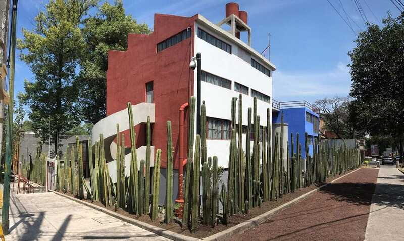 Mexico City: Frida Kahlo-Diego Rivera Studio House Tour - Who should book this tour