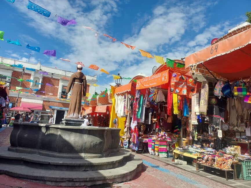 Mexico City: Full-Day Puebla and Cholula Tour - El Parián and a Talavera workshop: crafts you can actually take home