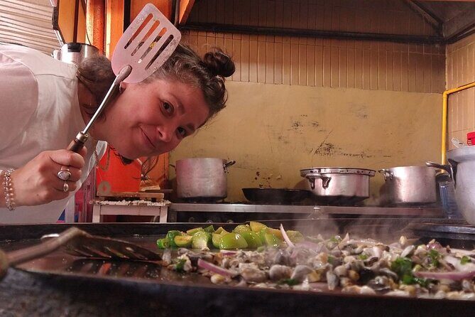 Mexico City: Hidden Markets, Street Food & Salsa-Making Tour - Key highlights you’ll feel right away