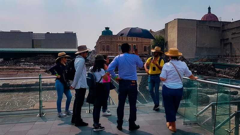 Mexico City: Historic Downtown Walking Tour - Zócalo Square: The Heart of Mexico (and Cortés’ Resting Place)