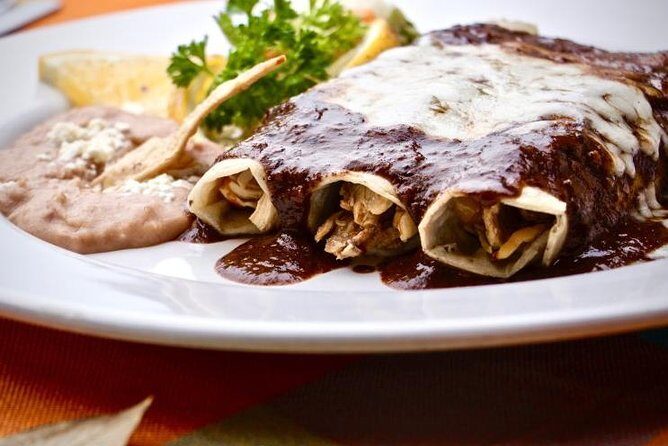 Mexico City Historical Centre Food Tour with 7 Authentic Tastings - République de Uruguay: Tacos First, Then Sweet Stops Again