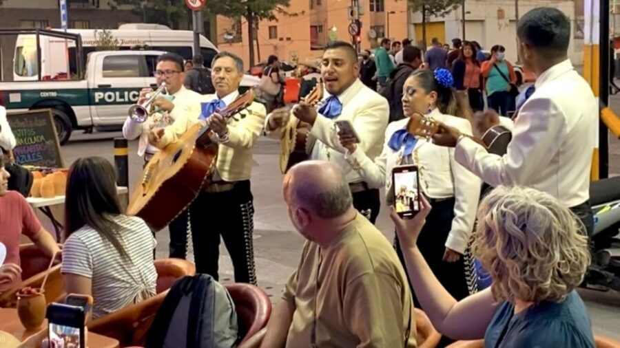 Mexico City: Lucha Libre Show, Walking Tour & Tequila - Optional Cantinas and Taquerías: Where Pulque and Tacos Happen