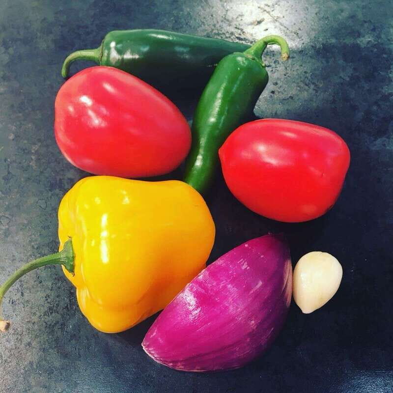 Mexico City: Mexican Salsas Cooking Class and Market Tour - Roma Norte cooking studio: agua fresca, coffee, and chile prep