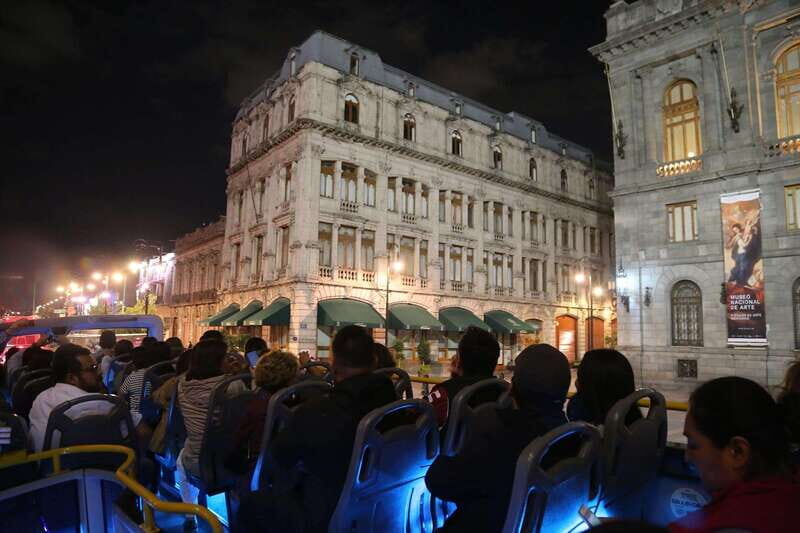 Mexico City: Night City Tour in a Double Decker Bus - The double-decker night setup: why this tour works fast