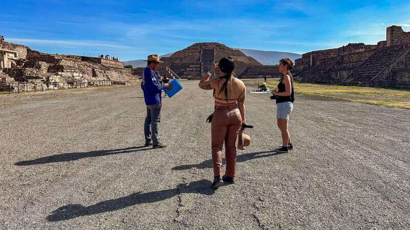 Mexico City: Private Teotihuacan Archeological Tour - Getting there smoothly: transfers plus express security