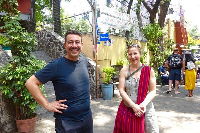 Mexico City: Roma & Condesa Private & Personalized Walking Tour - Roma and La Condesa on foot: why this pairing makes sense
