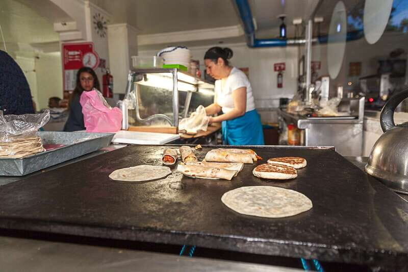 Mexico City: Tacos & Mezcal Night Food Tour - Key things to know before you go