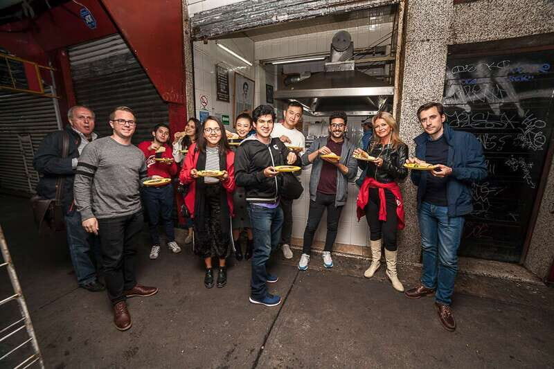 Mexico City: Tacos & Mezcal Night Food Tour - The Street-Taco Stop: A Low-Key Place With Serious Cred