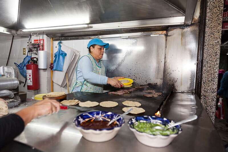 Mexico City: Tacos & Mezcal Night Food Tour - The Grand Finale: Al Pastor, the King of the Night